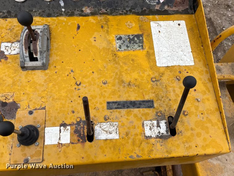 image for item FG1578 Gomaco 8500 B trimmer