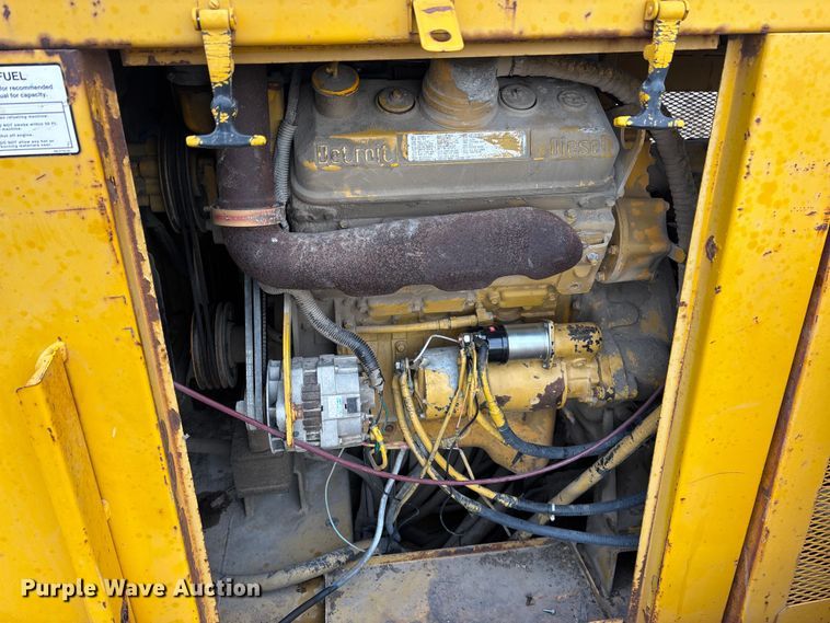 image for item FG1578 Gomaco 8500 B trimmer