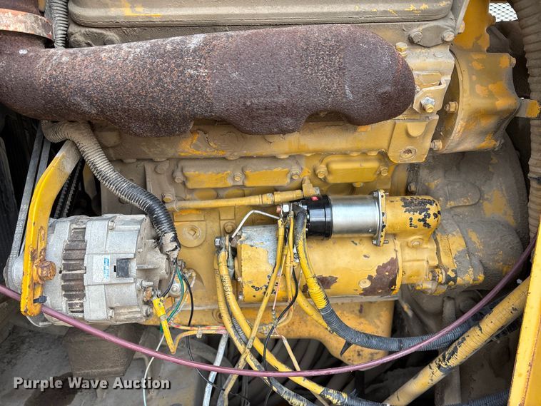 image for item FG1578 Gomaco 8500 B trimmer