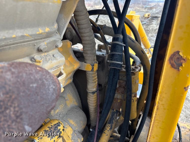 image for item FG1578 Gomaco 8500 B trimmer