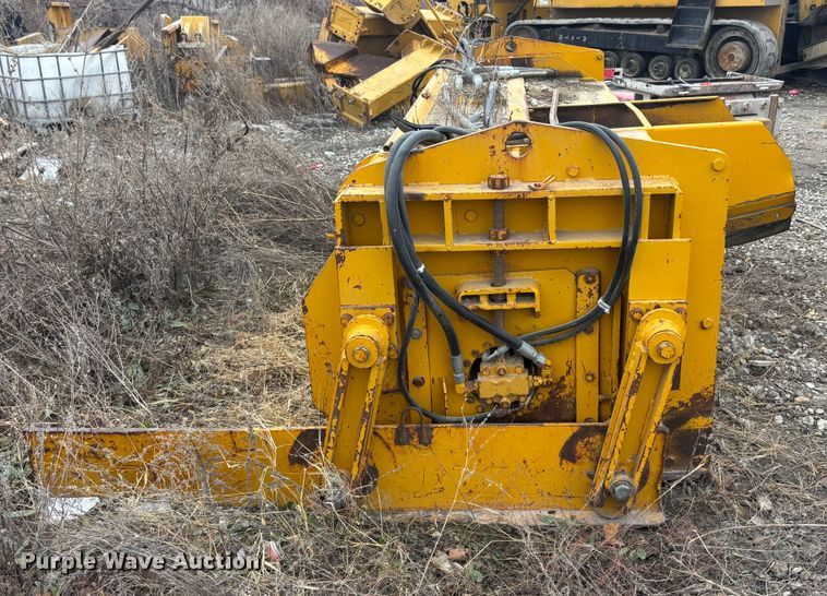 image for item FG1578 Gomaco 8500 B trimmer