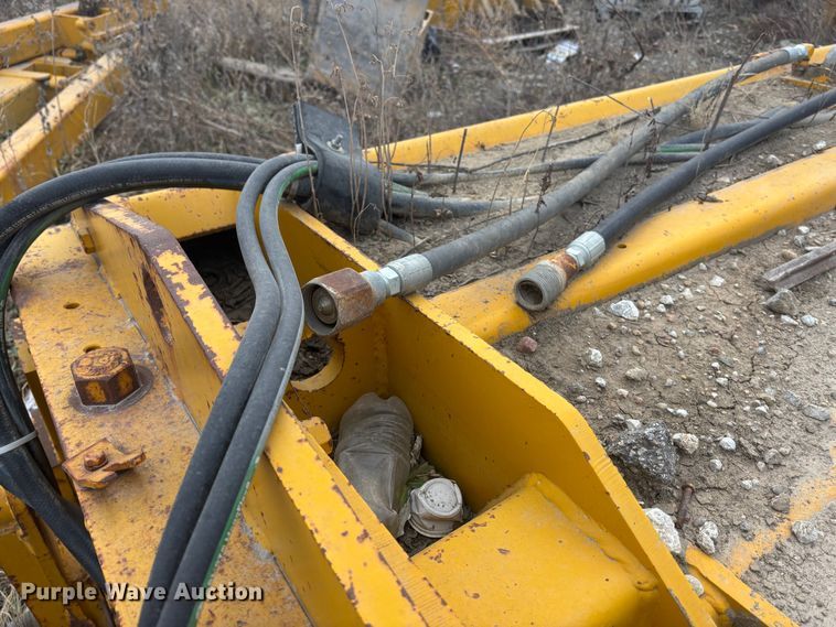 image for item FG1578 Gomaco 8500 B trimmer