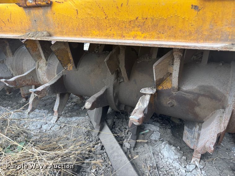 image for item FG1578 Gomaco 8500 B trimmer