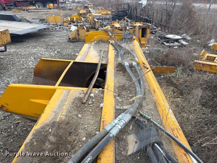 image for item FG1578 Gomaco 8500 B trimmer