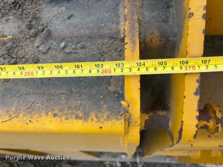 image for item FG1578 Gomaco 8500 B trimmer