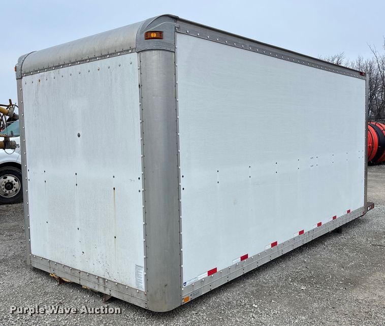 image for item FG1582 2008 Morgan truck box