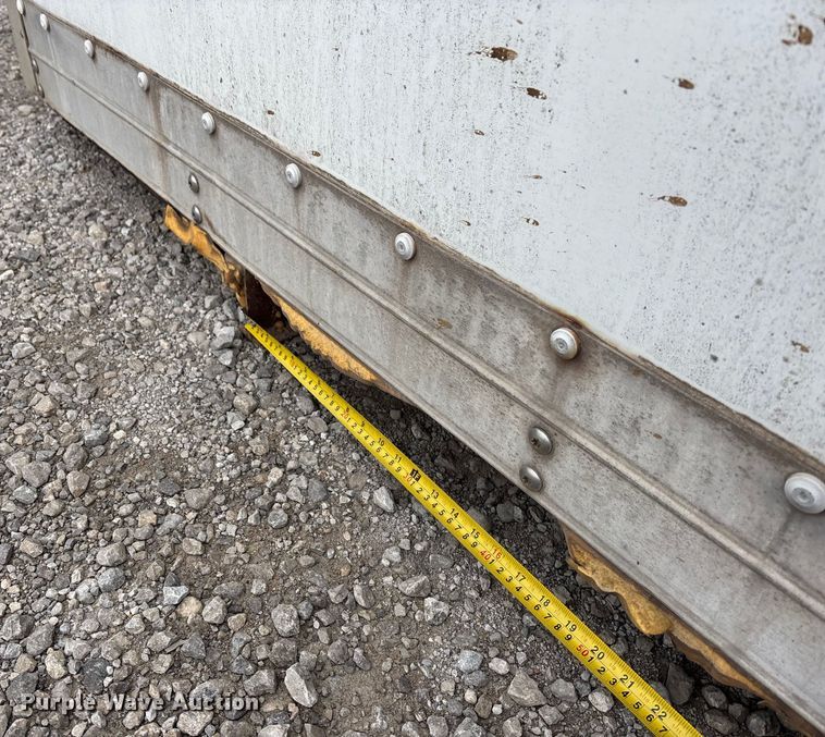 image for item FG1582 2008 Morgan truck box