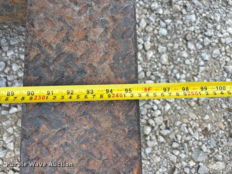 image for item FG1582 2008 Morgan truck box