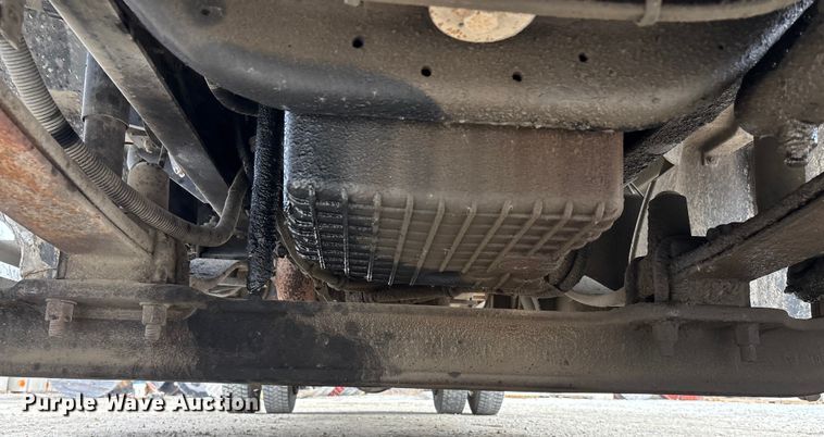 image for item FG1584 2005 Sterling flatbed truck