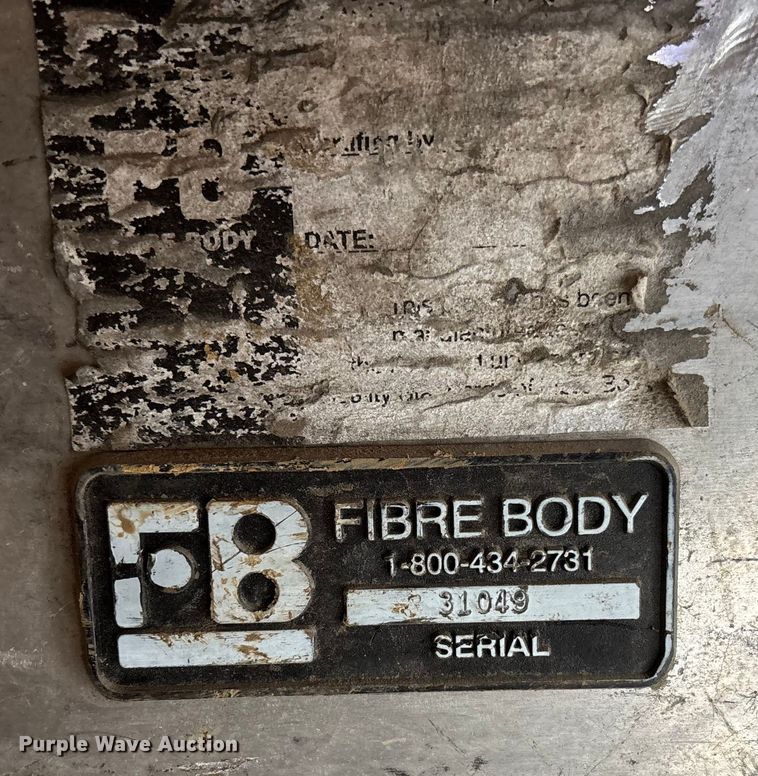 image for item FG1589 Fibre Body fiberglass topper