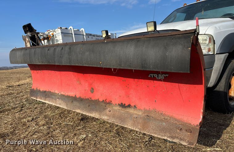 image for item FG1590 2006 Ford F550 truck cab and chassis