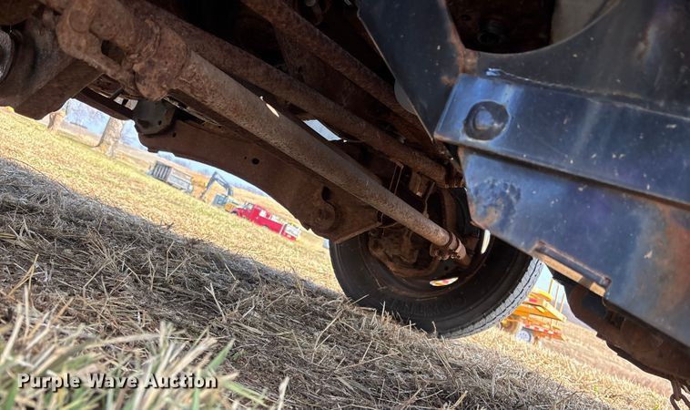 image for item FG1590 2006 Ford F550 truck cab and chassis