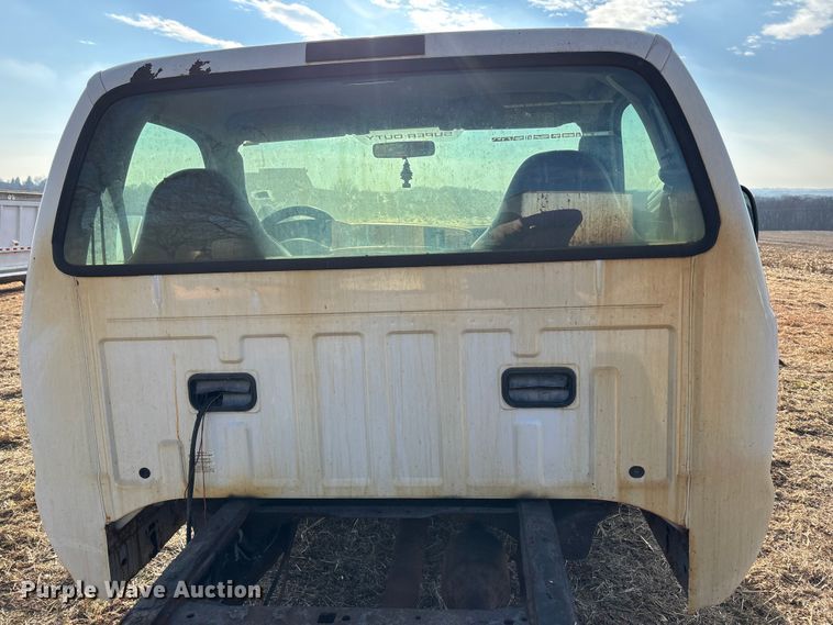 image for item FG1590 2006 Ford F550 truck cab and chassis