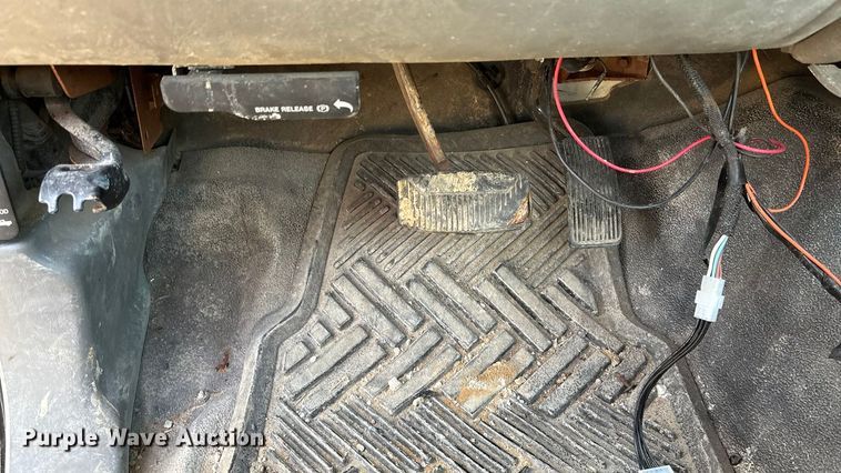 image for item FG1590 2006 Ford F550 truck cab and chassis