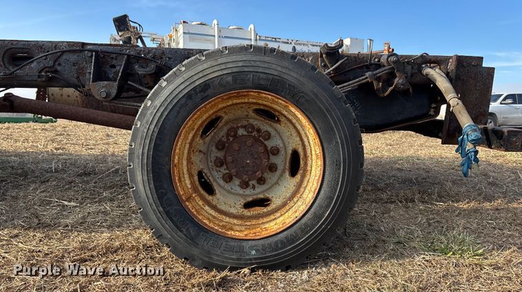 image for item FG1590 2006 Ford F550 truck cab and chassis