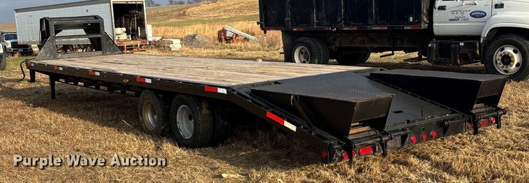 image for item FG1593 2012 Pj equipment trailer