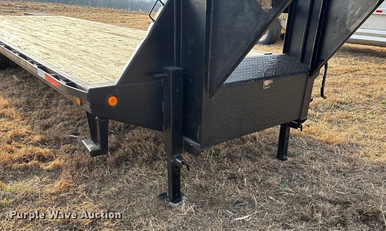 image for item FG1593 2012 Pj equipment trailer