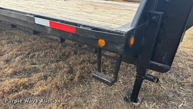 image for item FG1593 2012 Pj equipment trailer