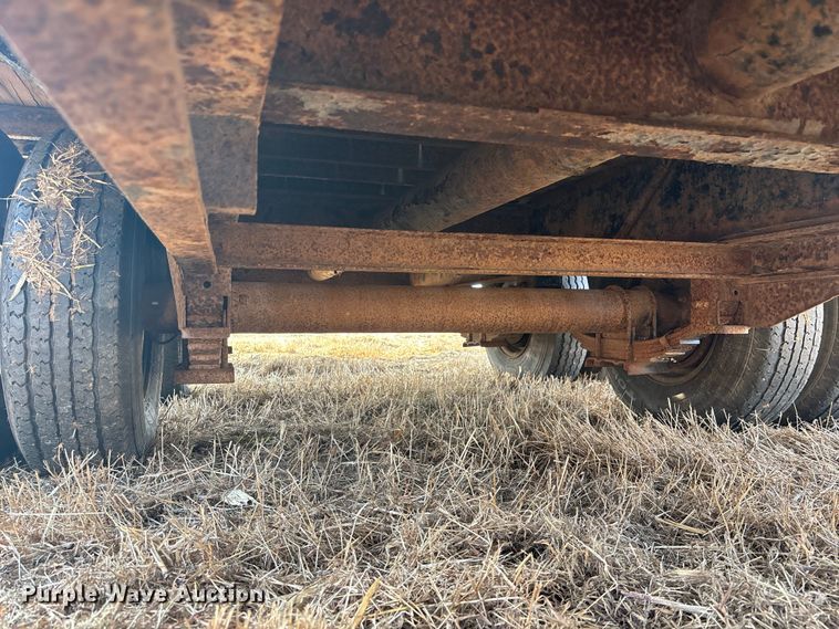 image for item FG1593 2012 Pj equipment trailer