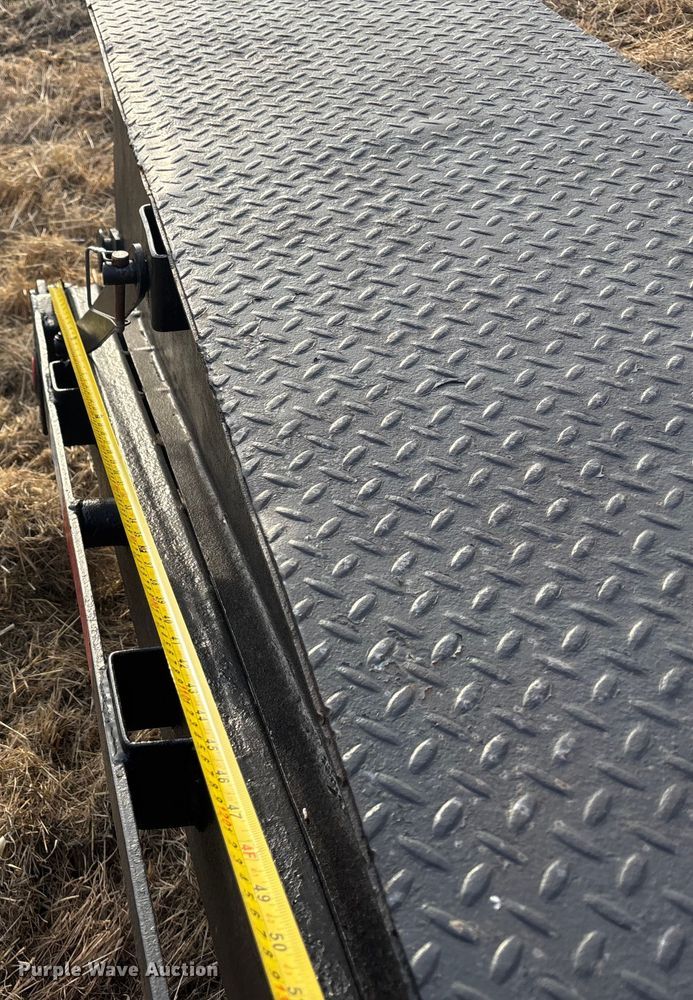 image for item FG1593 2012 Pj equipment trailer