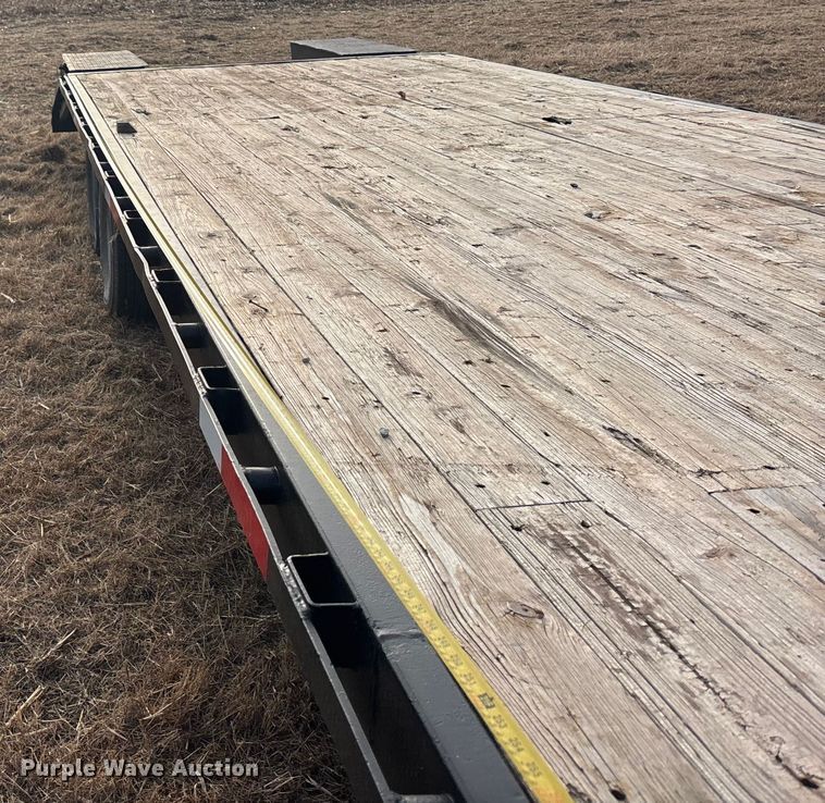 image for item FG1593 2012 Pj equipment trailer