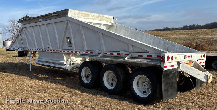 image for item FG1594 1995 Ranch bottom dump trailer