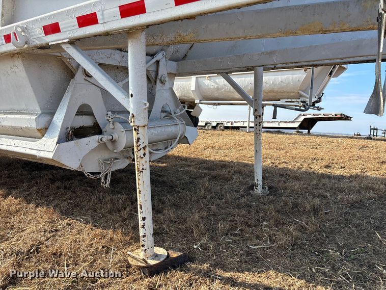 image for item FG1594 1995 Ranch bottom dump trailer
