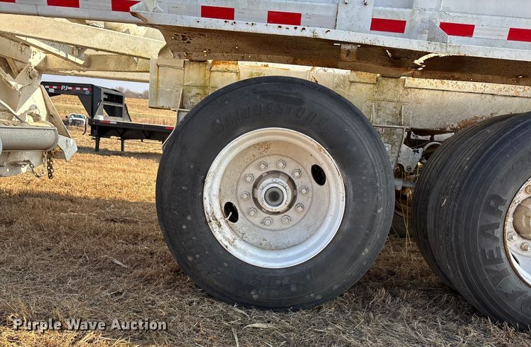 image for item FG1594 1995 Ranch bottom dump trailer