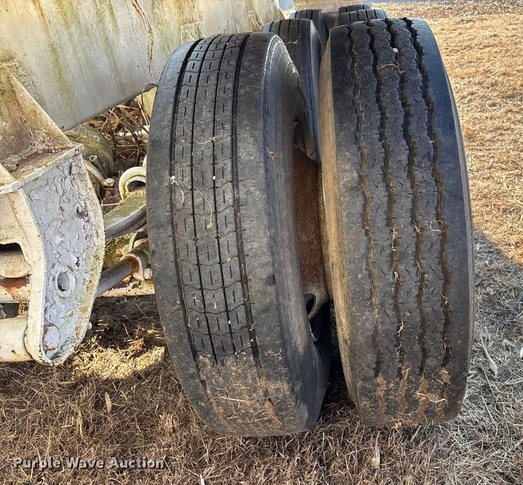 image for item FG1594 1995 Ranch bottom dump trailer