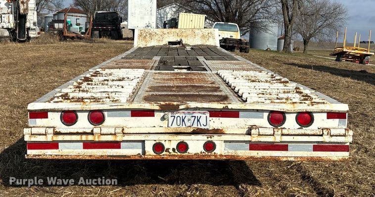 image for item FG1596 1980 Util drop deck equipment trailer