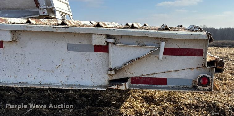 image for item FG1596 1980 Util drop deck equipment trailer