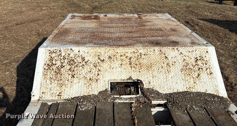 image for item FG1596 1980 Util drop deck equipment trailer