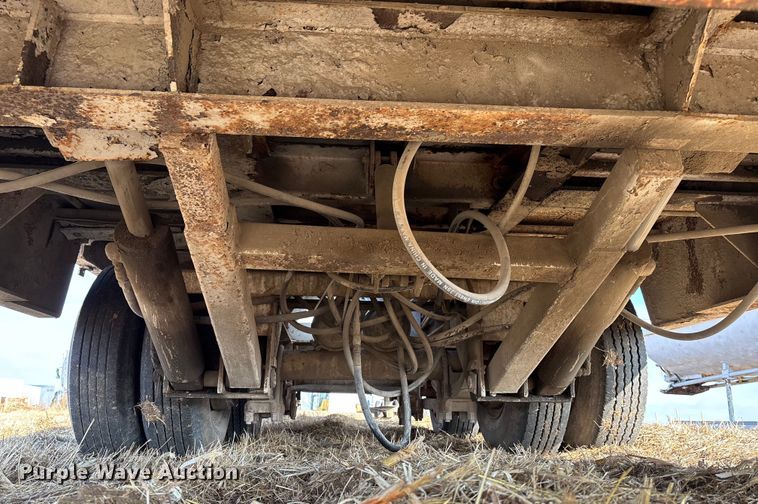 image for item FG1596 1980 Util drop deck equipment trailer