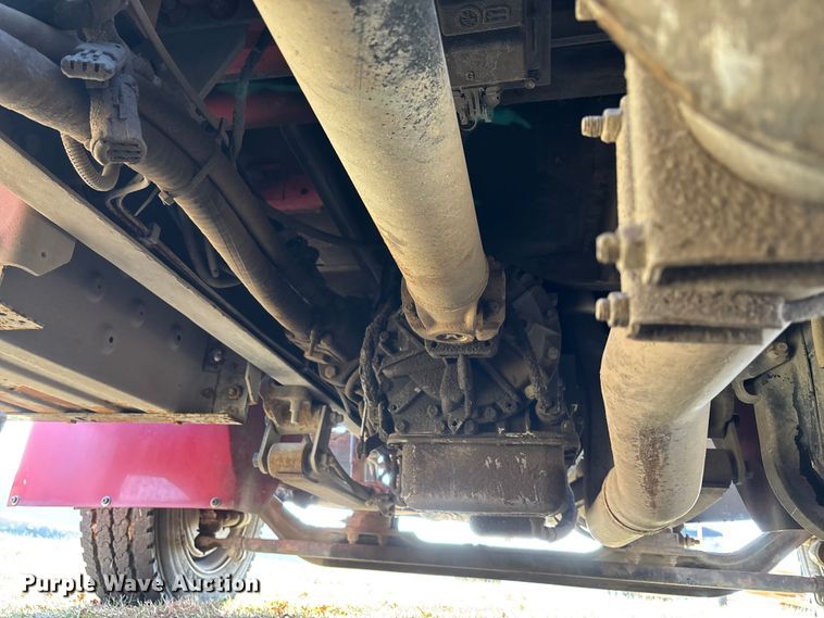 image for item FG1597 2007 International 4200 VT 365 utility / service truck