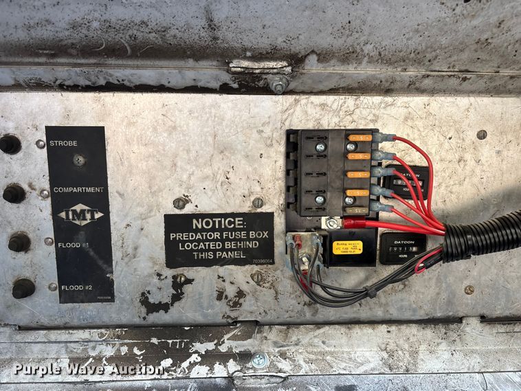 image for item FG1597 2007 International 4200 VT 365 utility / service truck