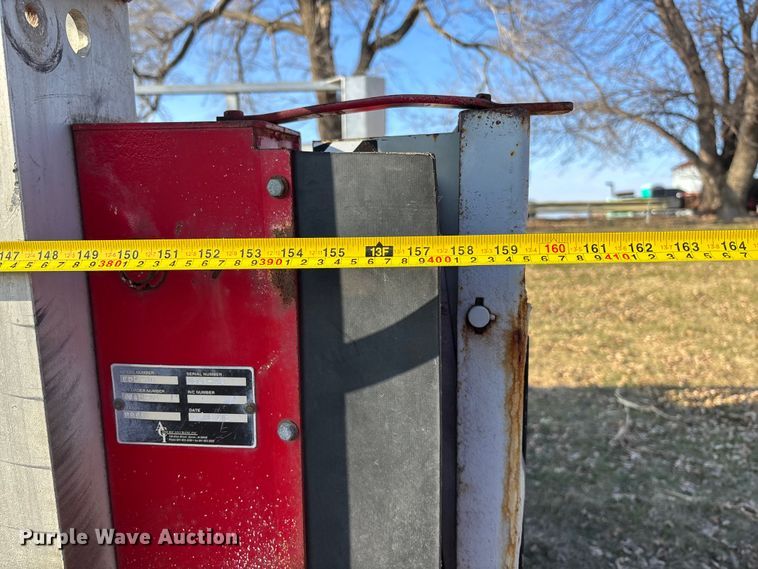 image for item FG1597 2007 International 4200 VT 365 utility / service truck