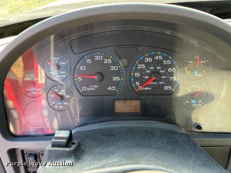 image for item FG1597 2007 International 4200 VT 365 utility / service truck