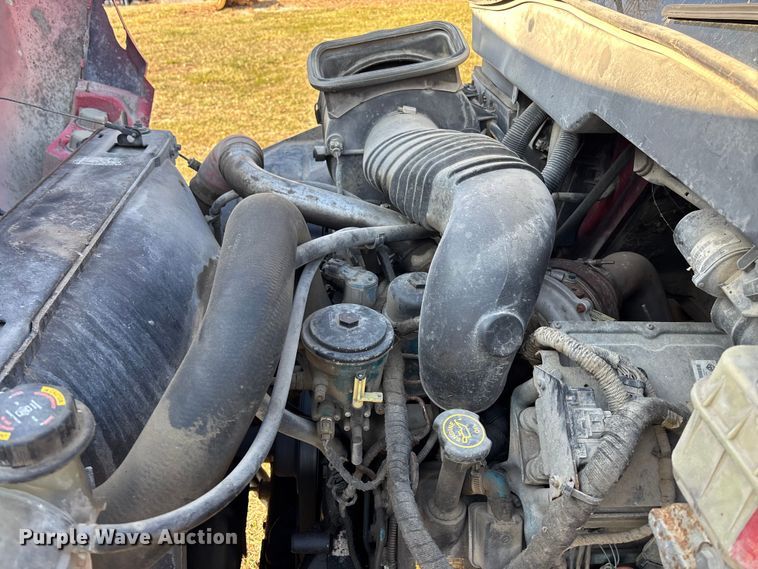 image for item FG1597 2007 International 4200 VT 365 utility / service truck