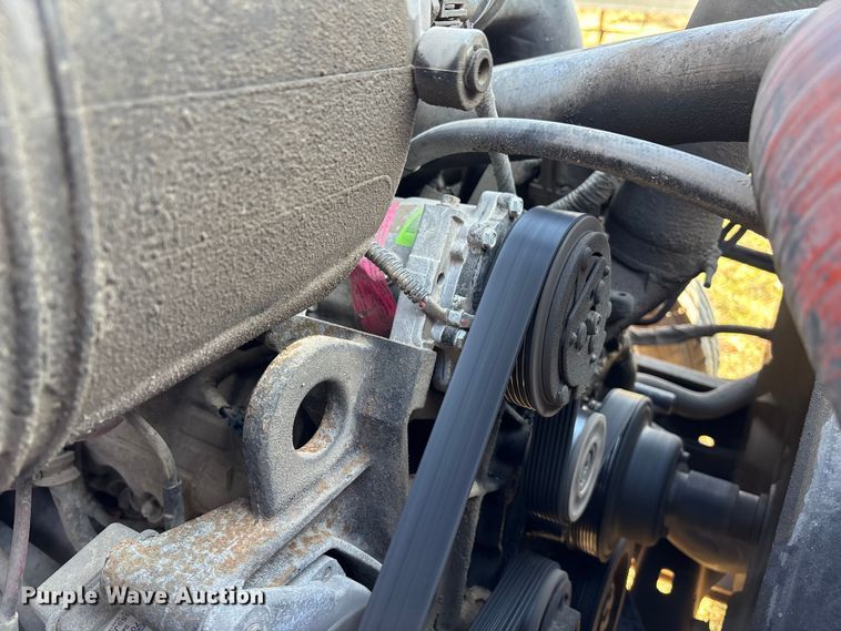 image for item FG1597 2007 International 4200 VT 365 utility / service truck