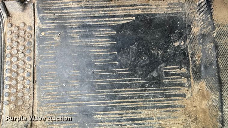 image for item FG1598 2000 Freightliner FL80 dump truck