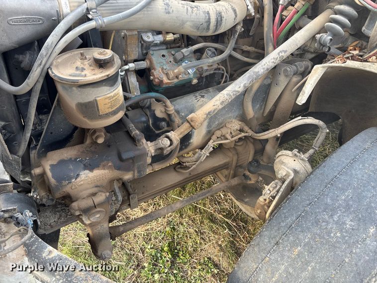 image for item FG1598 2000 Freightliner FL80 dump truck