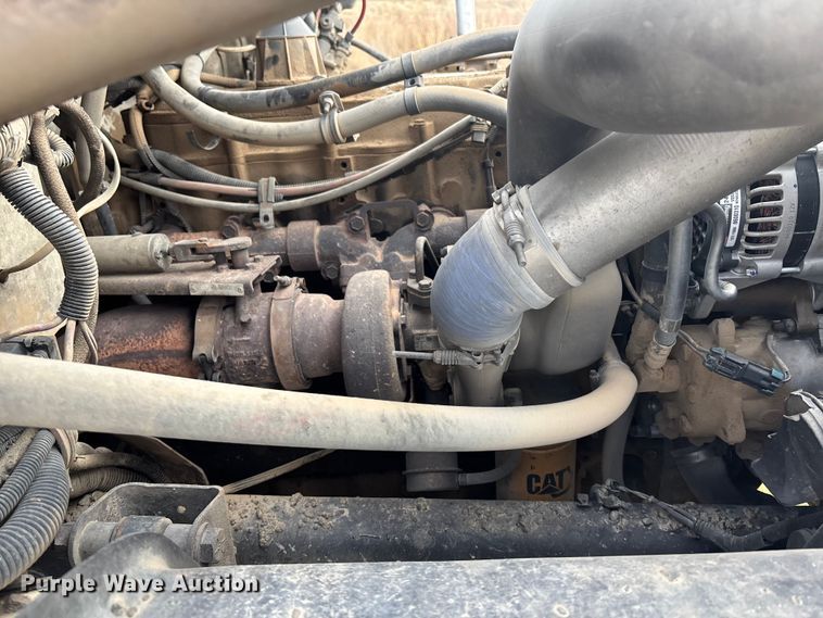 image for item FG1598 2000 Freightliner FL80 dump truck