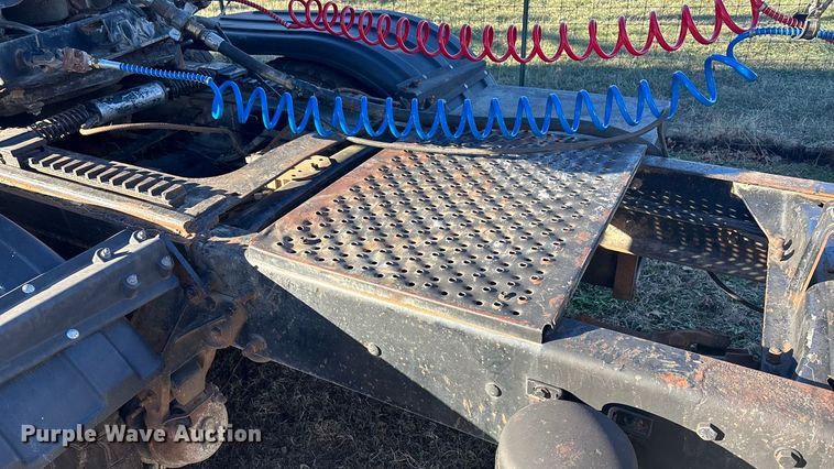 image for item FG1602 1998 Mack CH613 semi truck