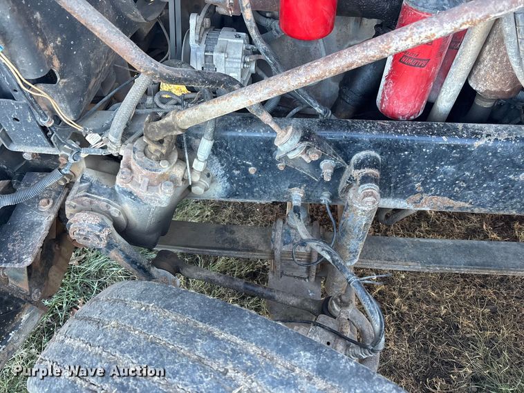 image for item FG1602 1998 Mack CH613 semi truck