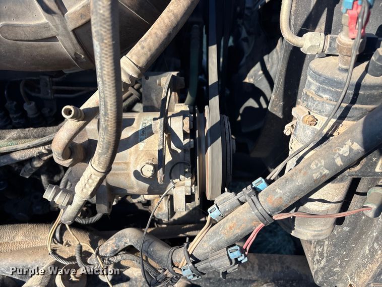 image for item FG1602 1998 Mack CH613 semi truck