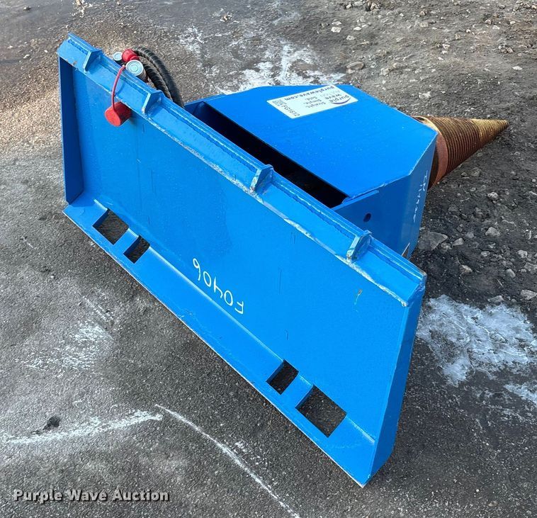 image for item FG1612 2025 GIYI LS43 skid steer spiral log splitter