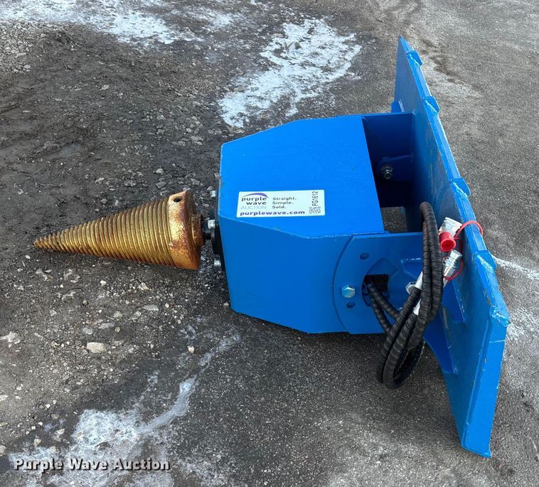 image for item FG1612 2025 GIYI LS43 skid steer spiral log splitter