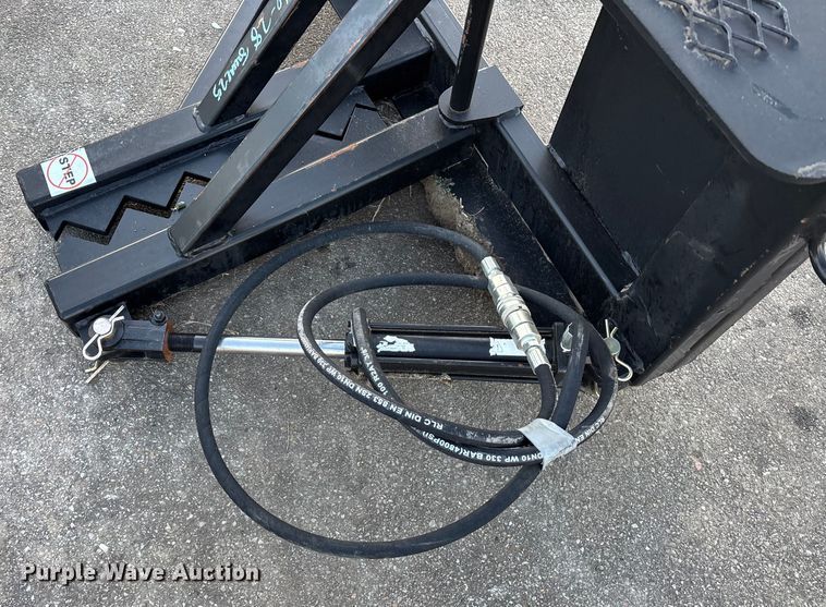 image for item FG1614 2025 Easy Man skid steer post puller