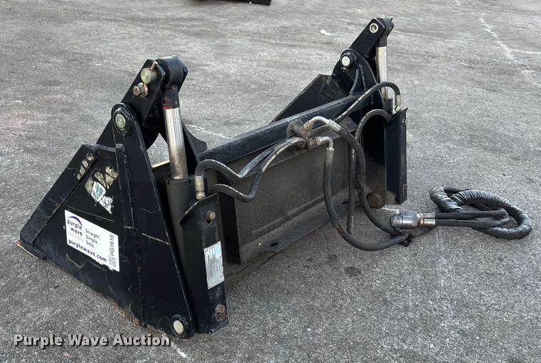 image for item FG1615 Compact utility loader 4-in-1 bucket