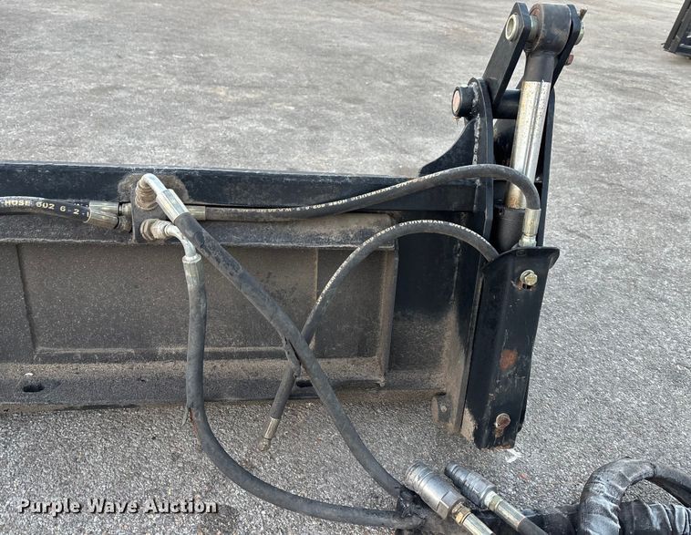 image for item FG1615 Compact utility loader 4-in-1 bucket